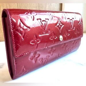 Louis Vuitton Vernis Sarah Wallet Red Patent Leather Long Wallet